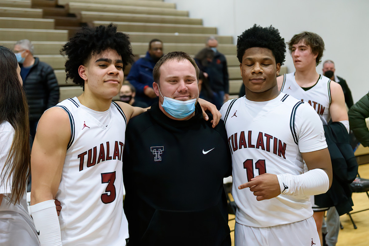 Tualatin Lake Oswego boys basketball Ken Waz 77